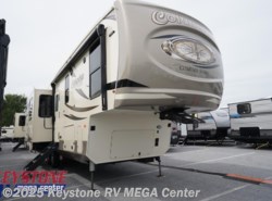 New 2020 Palomino Columbus Compass 298RLC available in Greencastle, Pennsylvania