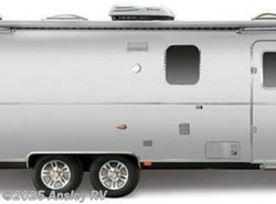 New 2018 Airstream Classic 33FB Classic available in Duncansville, Pennsylvania