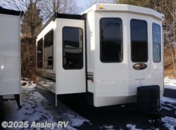 New 2018 Forest River Cedar Creek Cottage 40CFE2 available in Duncansville, Pennsylvania