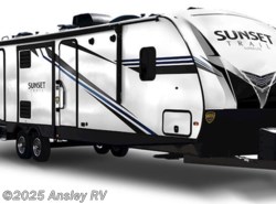 New 2019 CrossRoads Sunset Trail Super Lite SS253RB available in Duncansville, Pennsylvania