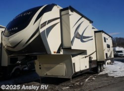New 2019 Grand Design Solitude 2930RL available in Duncansville, Pennsylvania