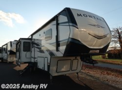 New 2021 Keystone Montana 3121RL available in Duncansville, Pennsylvania