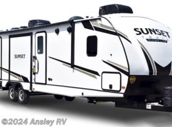 New 2024 CrossRoads Sunset Trail Super Lite SS299QB available in Duncansville, Pennsylvania