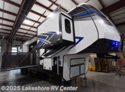 New 2020 Keystone Fuzion 424 available in Muskegon, Michigan