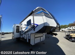 New 2021 Keystone Fuzion 373 available in Muskegon, Michigan