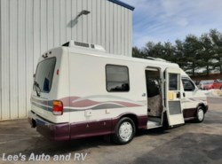 Used 2000 Winnebago Rialta 22FD available in Ellington, Connecticut