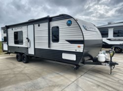 Used 2020 Coachmen Clipper 26CBH available in Sanger, Texas