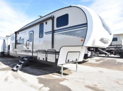 New 2019 Winnebago Minnie Plus available in Fort Worth, Texas