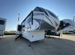 New 2022 Grand Design Solitude 390RK-R available in Fort Worth, Texas
