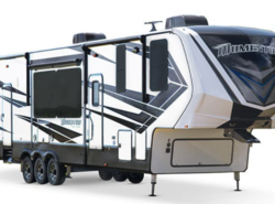 New 2022 Grand Design Momentum 398M-R available in Fort Worth, Texas