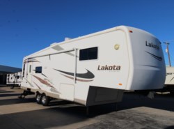 Used 2006 Monaco RV LAKOTA 31SKT available in Corinth, Texas