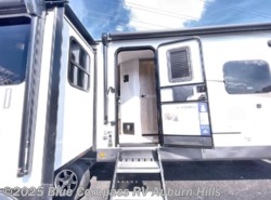 New 2025 Forest River Rockwood Ultra Lite 2906BS available in Auburn Hills, Michigan