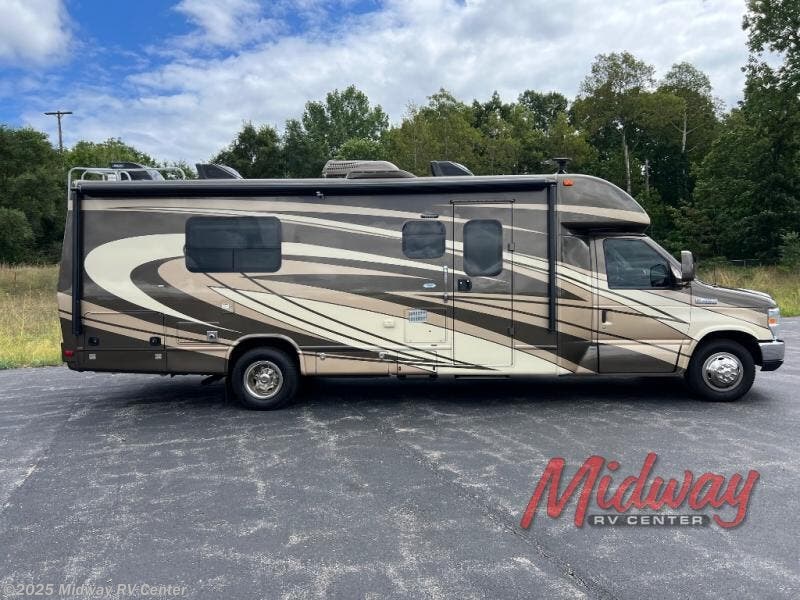 Used 2016 Phoenix Cruiser Phoenix 2552 available in Grand Rapids, Michigan