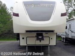 Used 2017 Starcraft Solstice 27RLS available in Belleville, Michigan