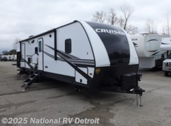 New 2020 CrossRoads Cruiser Aire 33BHB available in Belleville, Michigan