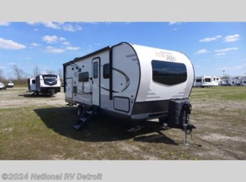 Used 2019 Forest River Rockwood Mini Lite 2507S available in Belleville, Michigan