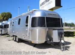 New 2026 Airstream International 25FB available in Fort Myers, Florida