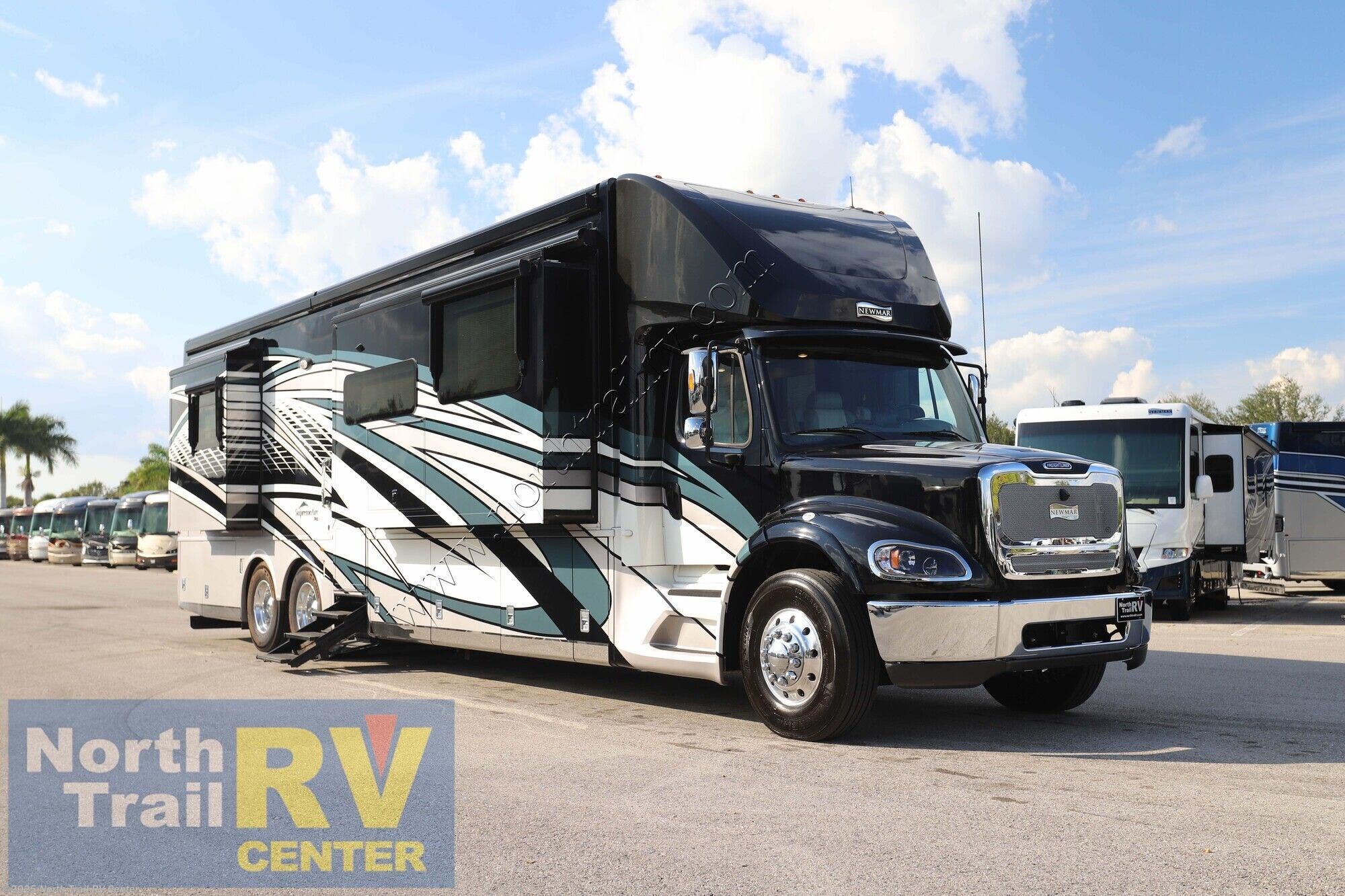 Used 2022 Newmar Supreme Aire 4575 available in Fort Myers, Florida