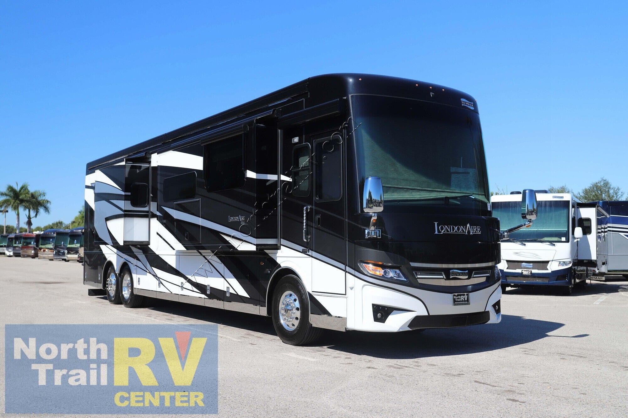 Used 2025 Newmar London Aire 4551 available in Fort Myers, Florida