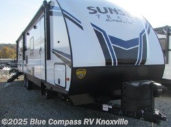 New 2021 CrossRoads Sunset Trail Super Lite SS332QB available in Louisville, Tennessee