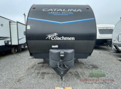 Used 2023 Coachmen Catalina Legacy 323BHDSCK available in Smyrna, Delaware