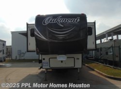 Used 2017 Heartland Oakmont 400FL available in Houston, Texas
