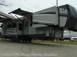 Used 2015 CrossRoads Elevation Las Vegas 38LV available in Houston, Texas