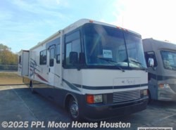 Used 2001 Monaco RV Monarch 34PBD available in Houston, Texas