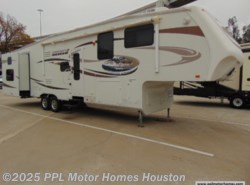 Used 2011 Starcraft Lexion 359BHSA available in Houston, Texas