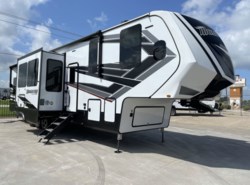 New 2022 Grand Design Momentum 381M-R available in Fort Worth, Texas
