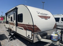 Used 2021 Gulf Stream Vintage Cruiser 23BHS available in Rockwall, Texas