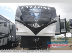 New 2019 Heartland Cyclone 4007 available in Mesquite, Texas