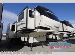 New 2019 CrossRoads Volante 3851FL available in Mesquite, Texas