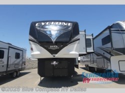 New 2021 Heartland Cyclone 4007 available in Mesquite, Texas