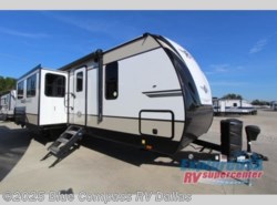 New 2020 Cruiser RV Radiance Ultra Lite 32BH available in Mesquite, Texas