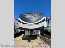 New 2021 Forest River Flagstaff Super Lite 528MBS available in Mesquite, Texas