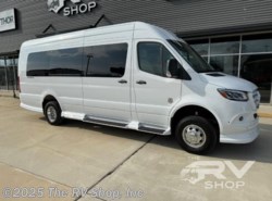 New 2025 OGV Luxury Coach V-Cruise 10OBA available in Baton Rouge, Louisiana