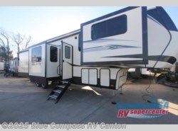 New 2019 CrossRoads Volante 3851FL available in Wills Point, Texas