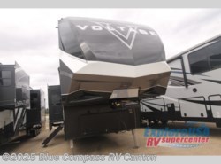 New 2021 Dutchmen Voltage 4225 available in Wills Point, Texas