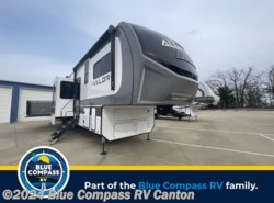 New 2024 Alliance RV Valor 42V13 available in Wills Point, Texas