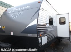 New 2019 CrossRoads Zinger 330BH available in Columbus, Georgia