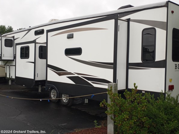 2019 Heartland Bighorn Traveler BHTR 39 MB available in Whately, MA