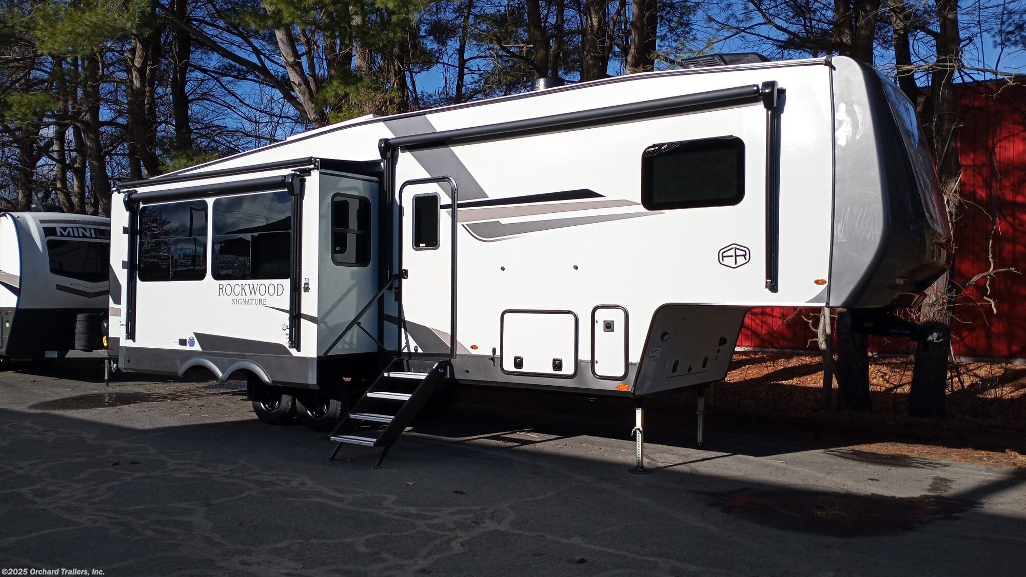 New 2025 Forest River Rockwood Signature 378BH available in Whately, Massachusetts