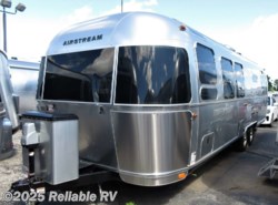 New 2019 Airstream Flying Cloud 30RB available in Springfield, Missouri