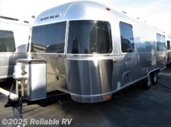 New 2019 Airstream Flying Cloud 25FB available in Springfield, Missouri