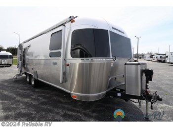 New 2024 Airstream Globetrotter 27FB Twin available in Springfield, Missouri