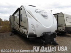 Used 2017 Coachmen Freedom Express 320BHDS available in Ringgold, Virginia
