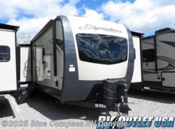 New 2020 Forest River Rockwood Signature Ultra Lite 8328BS available in Ringgold, Virginia
