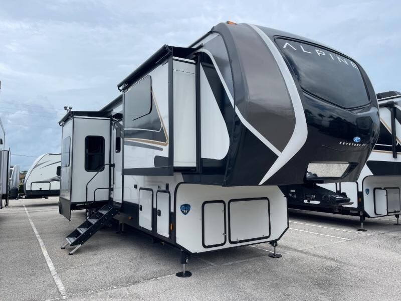 New 2025 Keystone Alpine Avalanche Edition 338GK available in Nokomis, Florida