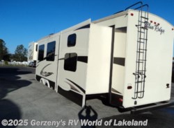 Used 2016 Forest River Blue Ridge 3720BH available in Lakeland, Florida